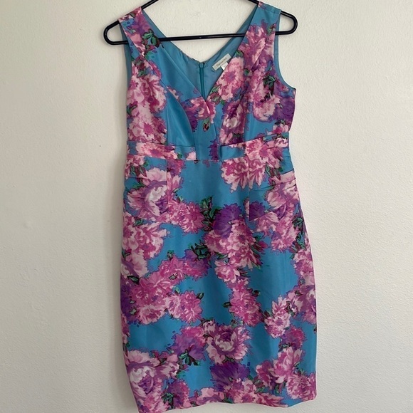 GARNET HILL 100% SILK FLORAL DRESS - Picture 1 of 7